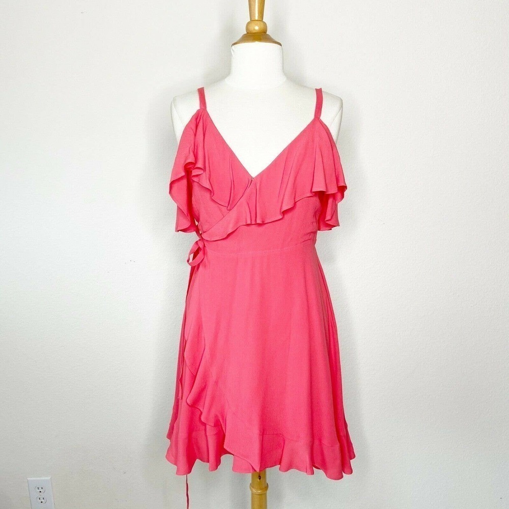 Cupcakes and Cashmere Morena Ruffle Wrap Dress - Picture 3 of 12